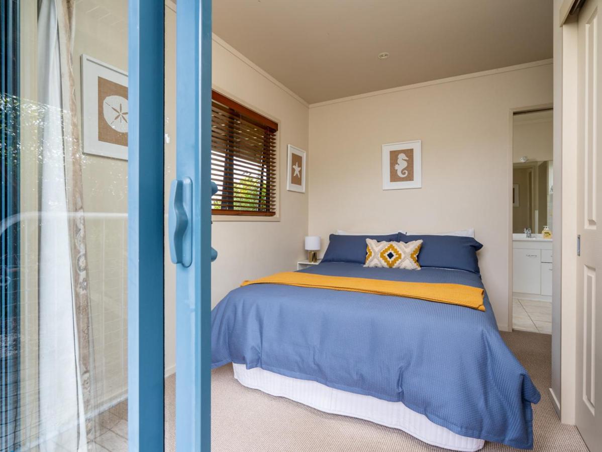 Oceans 8 - Mangawhai Heads Holiday Home מראה חיצוני תמונה