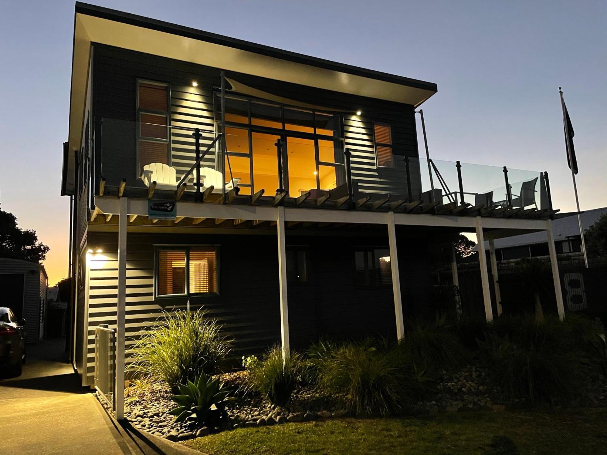 Oceans 8 - Mangawhai Heads Holiday Home מראה חיצוני תמונה